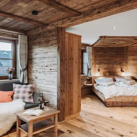 シャレー Alpzitt-chalets