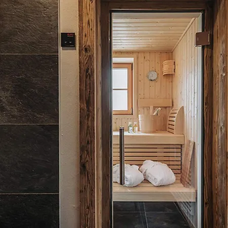 Alpzitt-chalets シャレー ブルクベルク