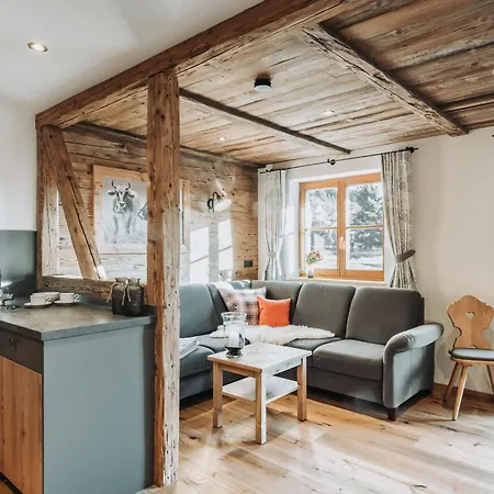 シャレー Alpzitt-chalets
