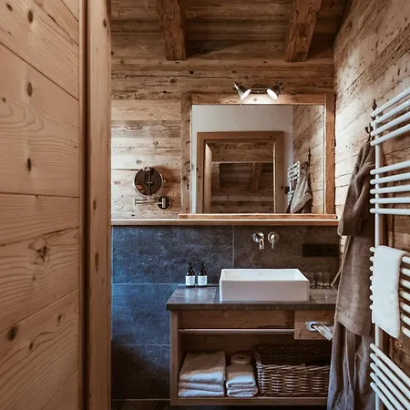 Alpzitt-chalets Dağ evi *